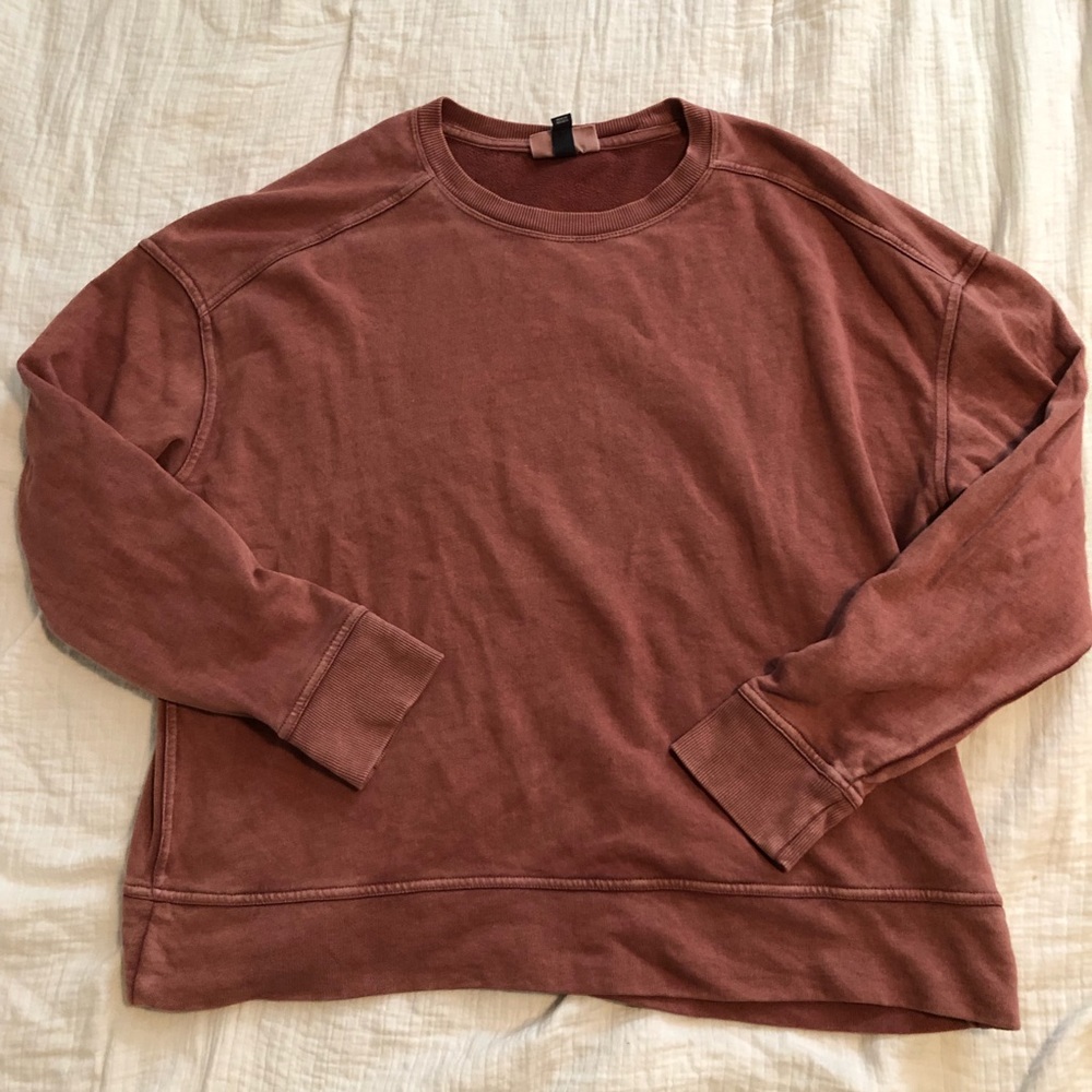 Universal Threads Pink Crewneck - Picture 7 of 8